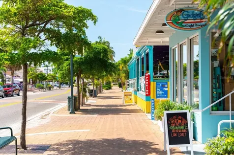 4817 Ocean Boulevard Sarasota FL 34242