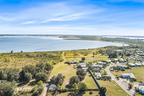 2799 Bay Lake Resort Road Polk City FL 33868