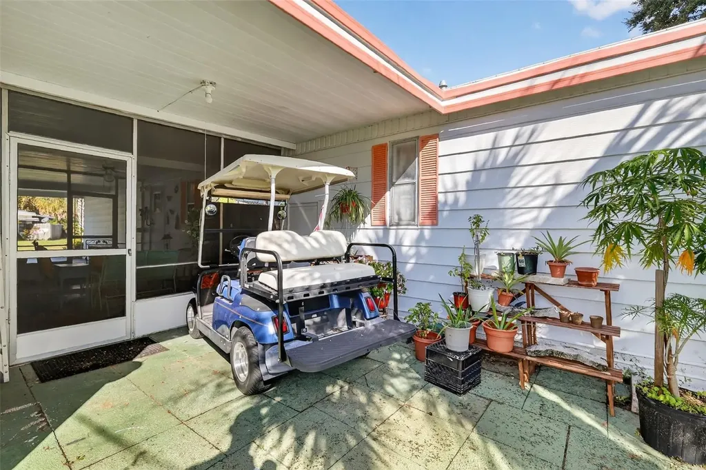 11600 Magnolia Avenue Tavares FL 32778