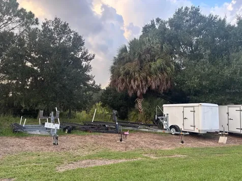 11600 Magnolia Avenue Tavares FL 32778