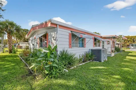 11600 Magnolia Avenue Tavares FL 32778