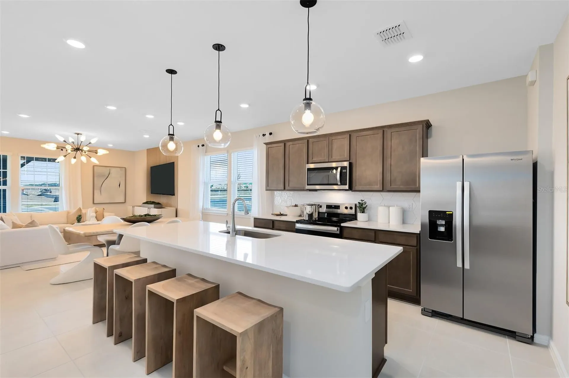 2352 Southbury Drive Kissimmee FL 34744