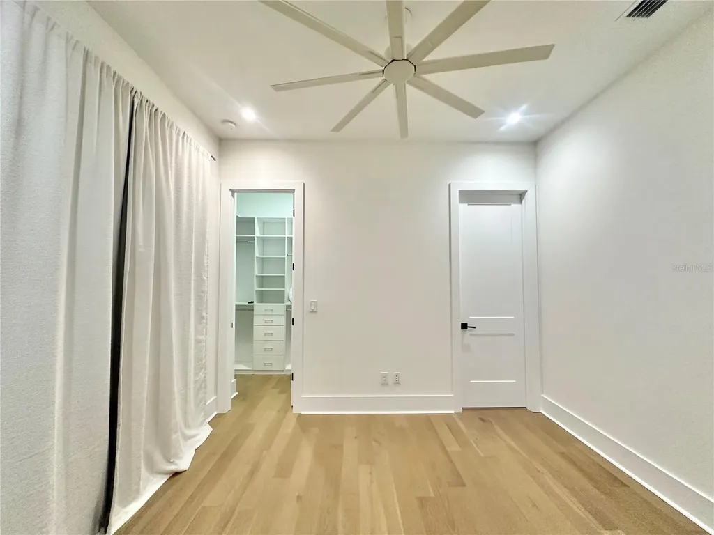 2351 W Mississippi Avenue Tampa FL 33629