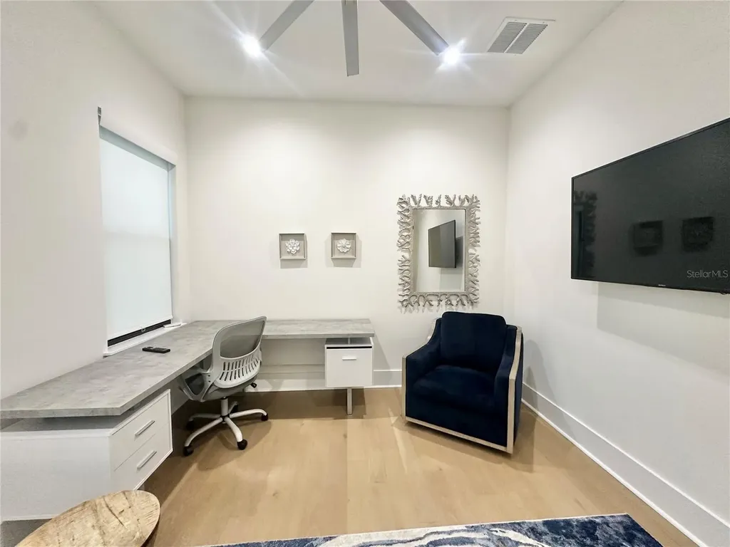 2351 W Mississippi Avenue Tampa FL 33629
