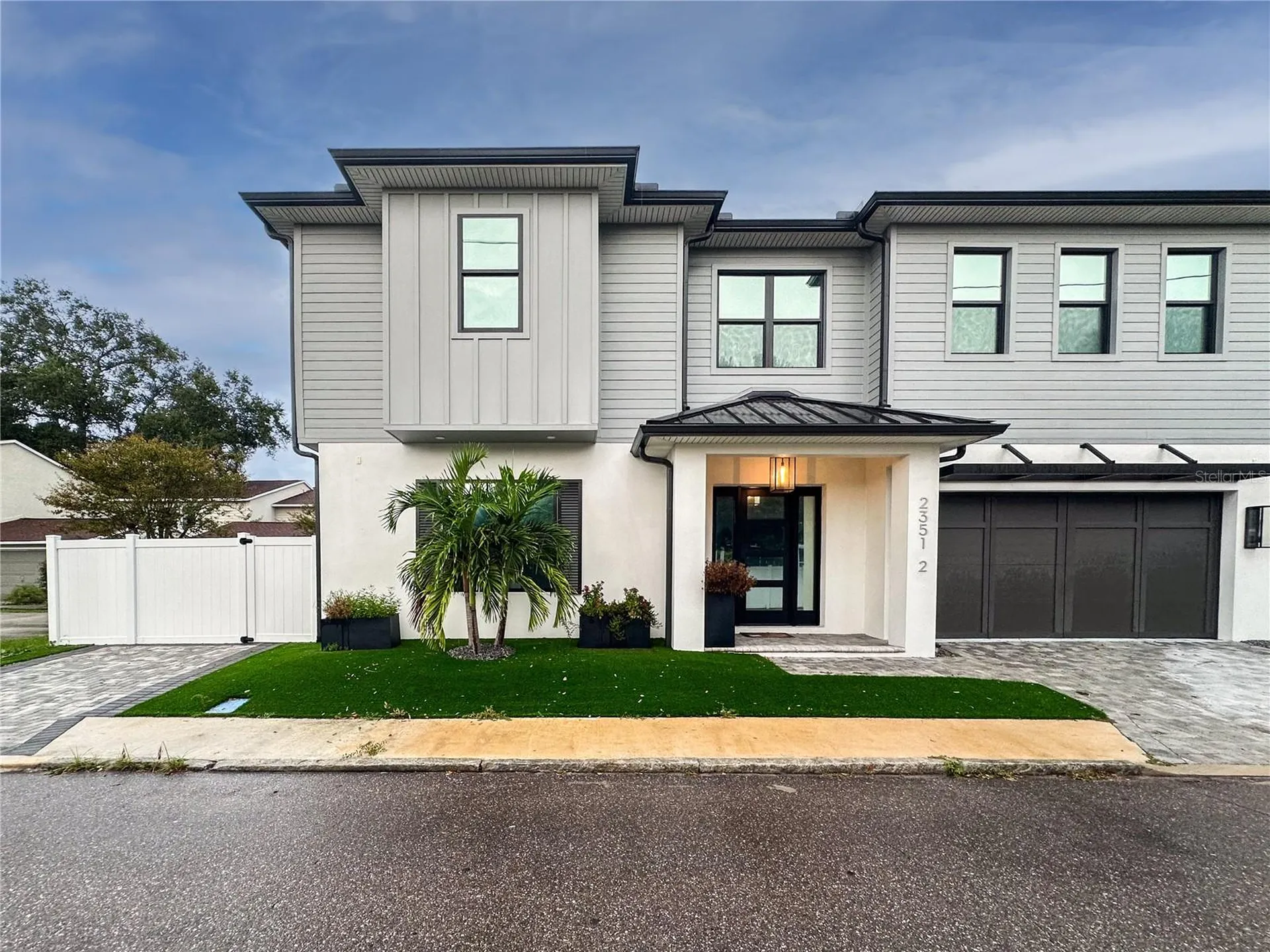 2351 W Mississippi Avenue Tampa FL 33629