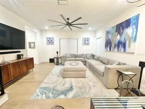 2351 W Mississippi Avenue Tampa FL 33629