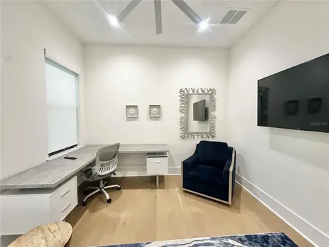 2351 W Mississippi Avenue Tampa FL 33629