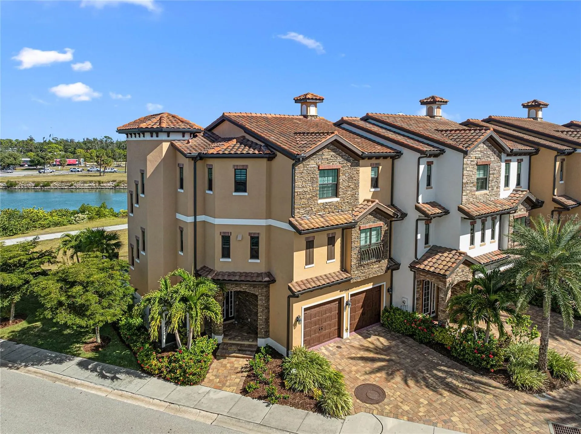 205 E Venice Avenue Venice FL 34285
