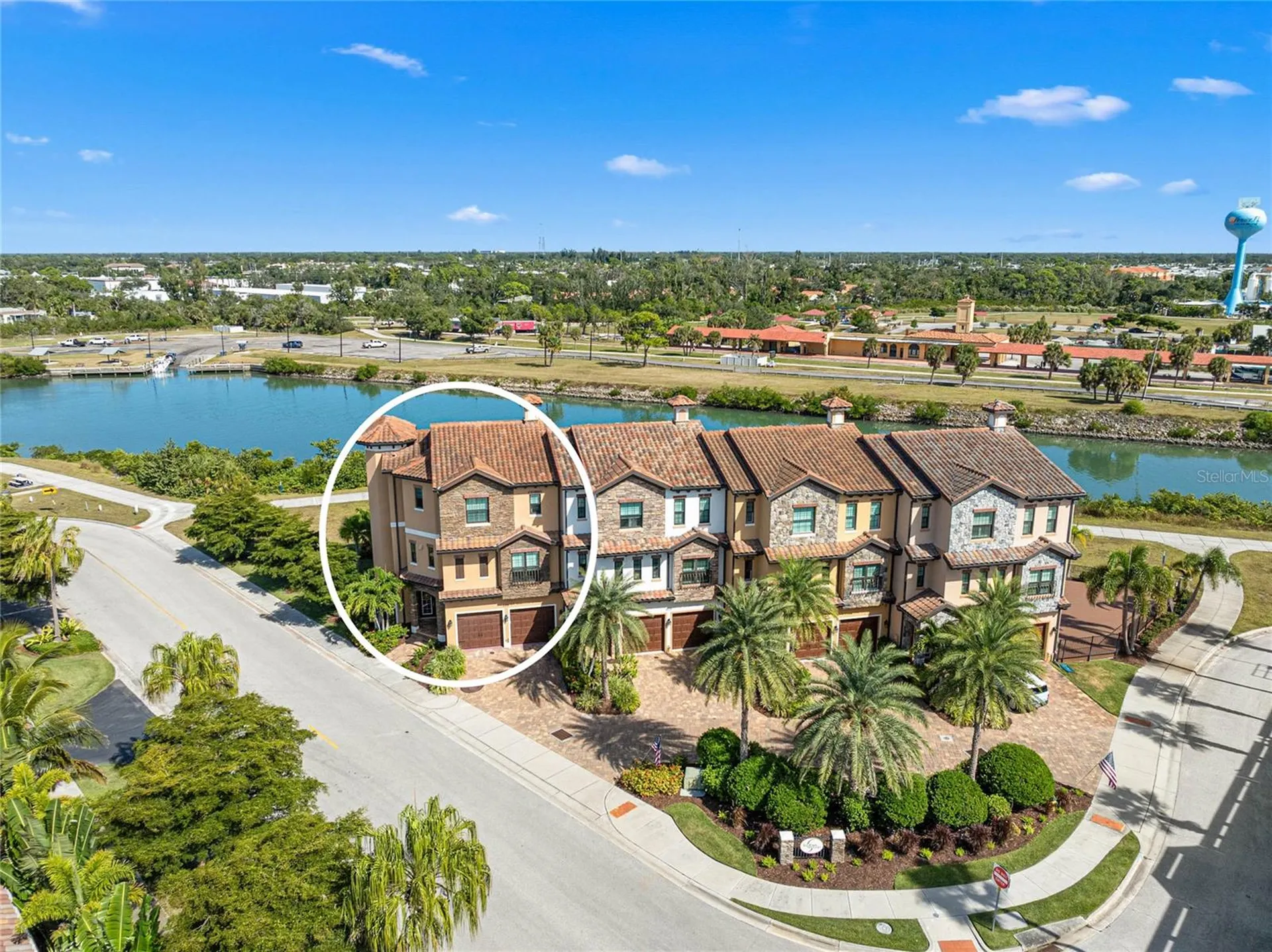 205 E Venice Avenue Venice FL 34285