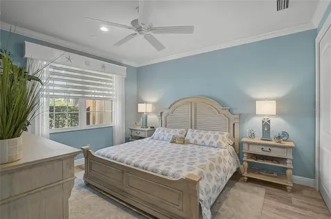 205 E Venice Avenue Venice FL 34285