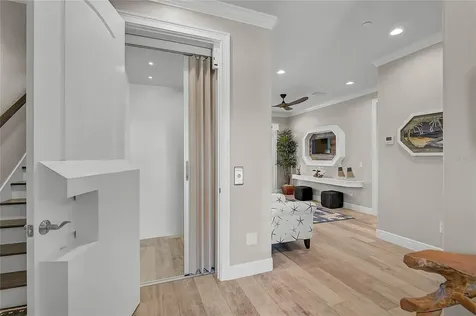 205 E Venice Avenue Venice FL 34285