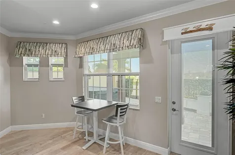205 E Venice Avenue Venice FL 34285