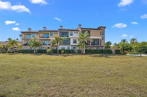 205 E Venice Avenue Venice FL 34285