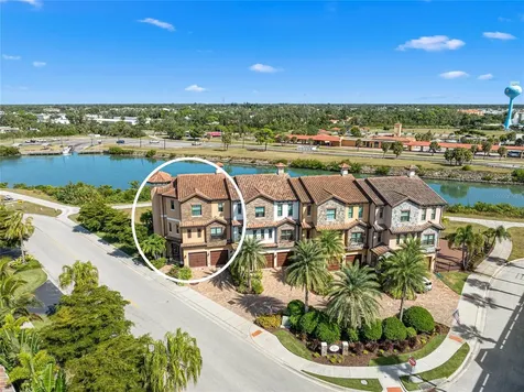 205 E Venice Avenue Venice FL 34285