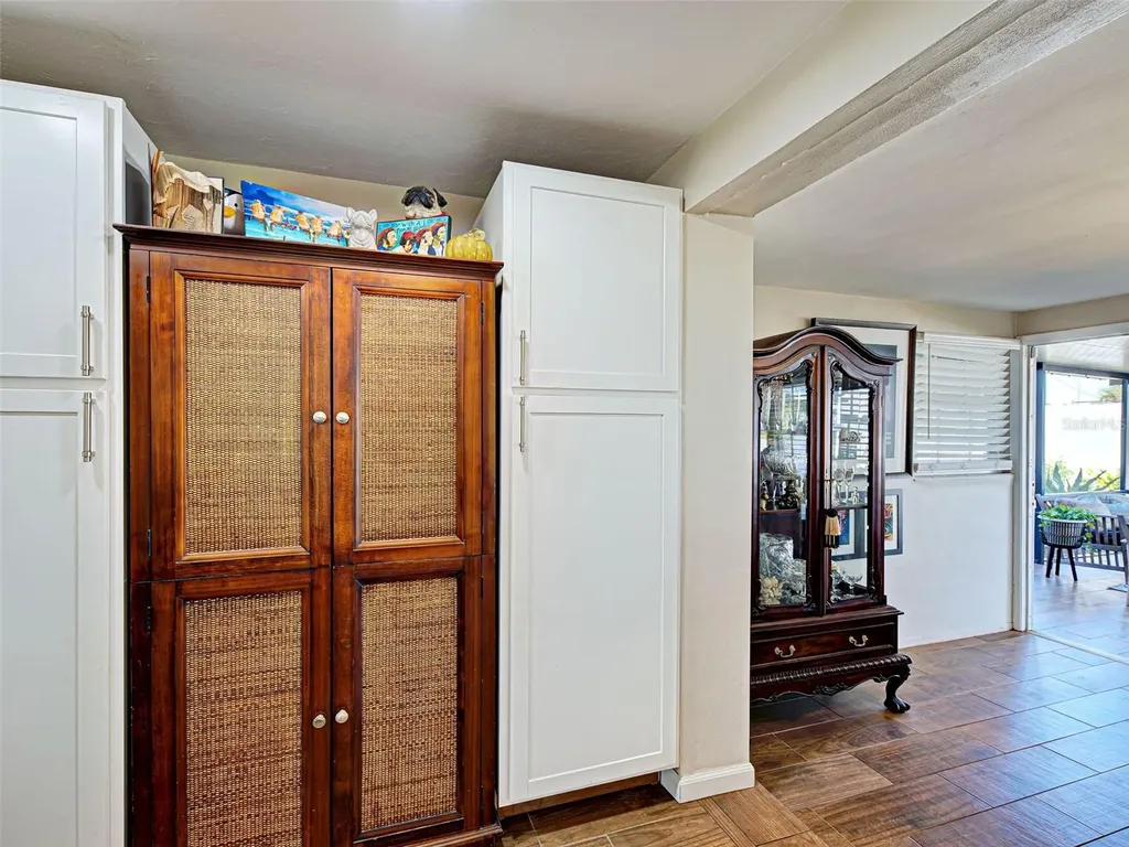 42 E Wentworth Street Englewood FL 34223