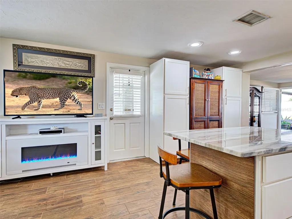 42 E Wentworth Street Englewood FL 34223