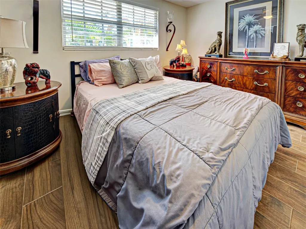 42 E Wentworth Street Englewood FL 34223