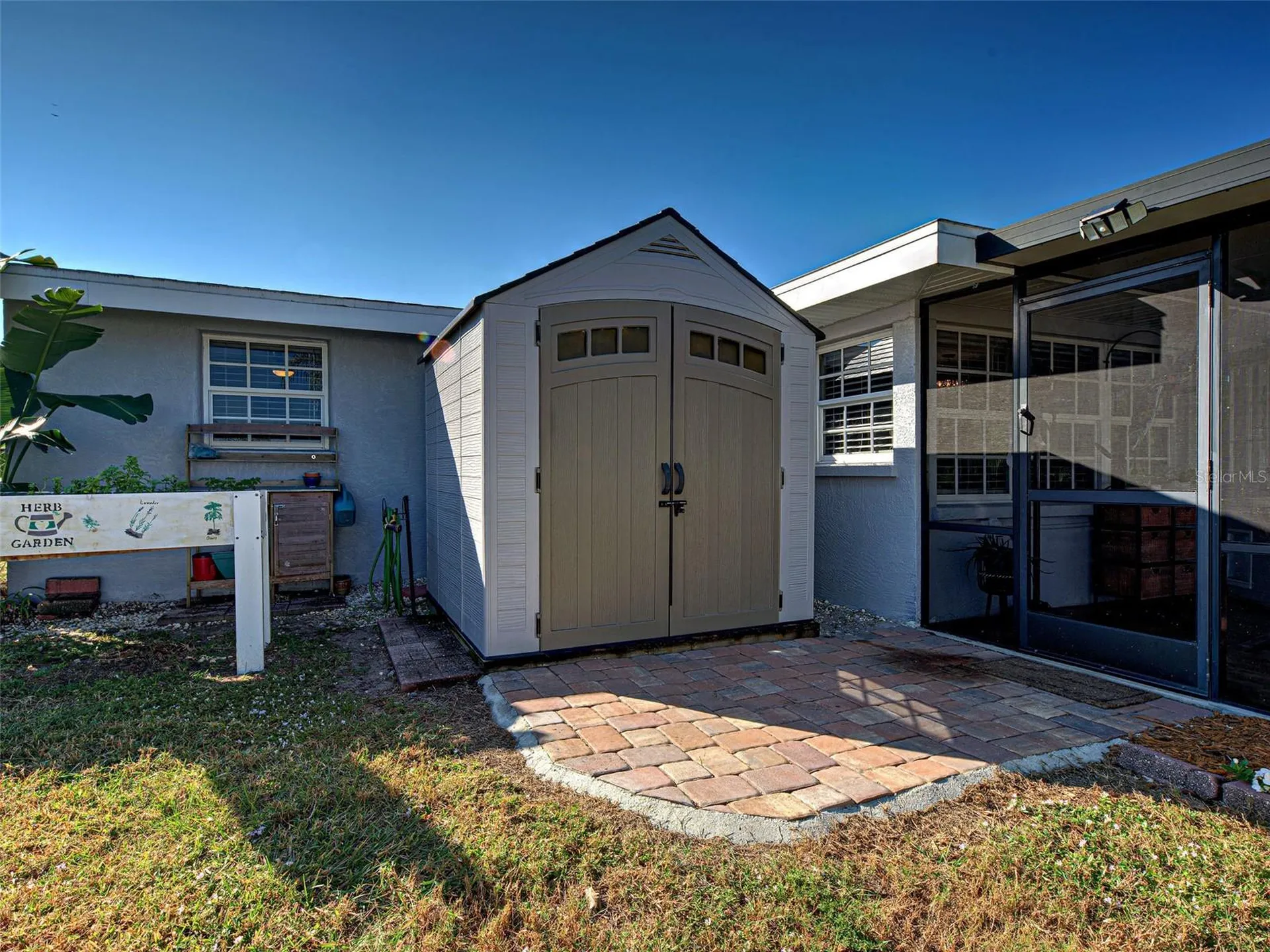 42 E Wentworth Street Englewood FL 34223