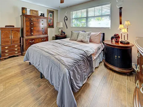 42 E Wentworth Street Englewood FL 34223