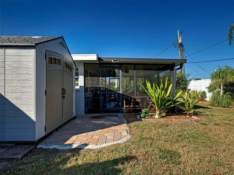 42 E Wentworth Street Englewood FL 34223