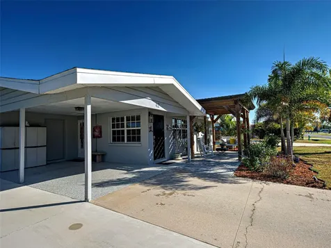 42 E Wentworth Street Englewood FL 34223