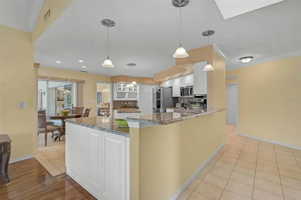 7570 Links Court Sarasota FL 34243