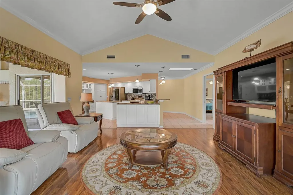 7570 Links Court Sarasota FL 34243