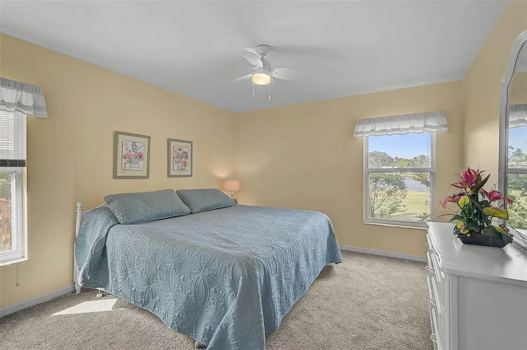 7570 Links Court Sarasota FL 34243