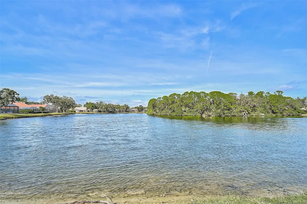 7570 Links Court Sarasota FL 34243