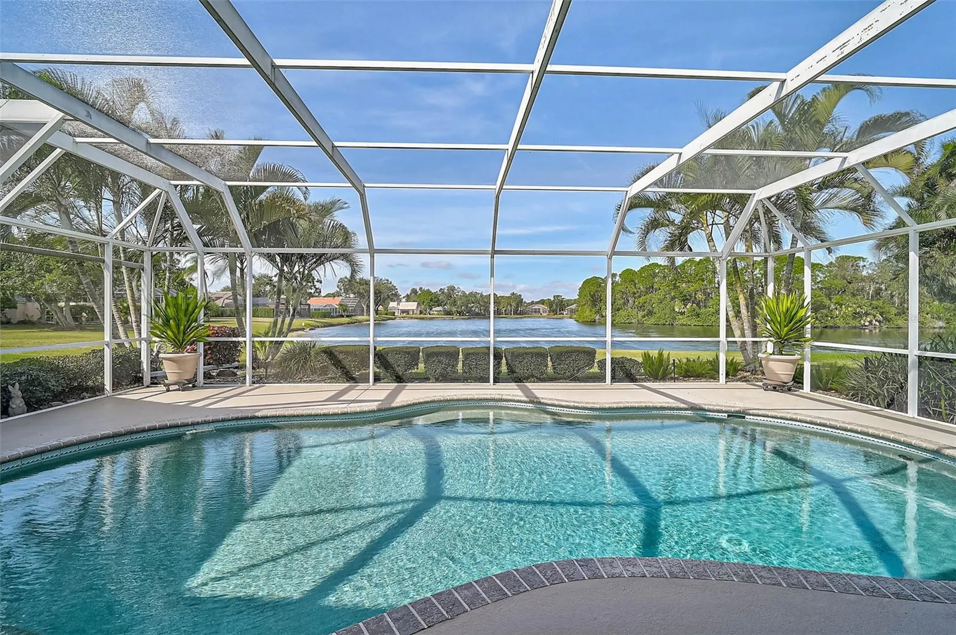 7570 Links Court Sarasota FL 34243