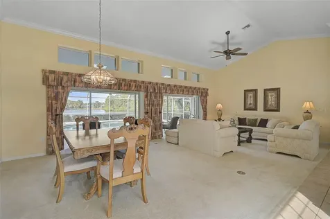 7570 Links Court Sarasota FL 34243