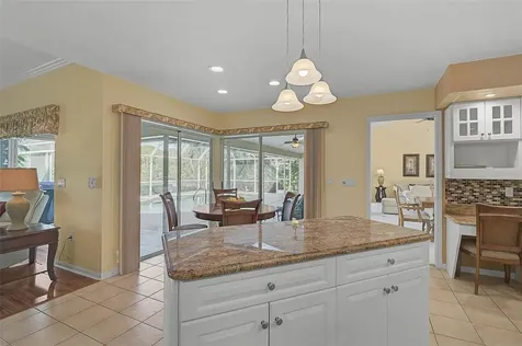7570 Links Court Sarasota FL 34243
