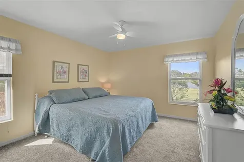 7570 Links Court Sarasota FL 34243