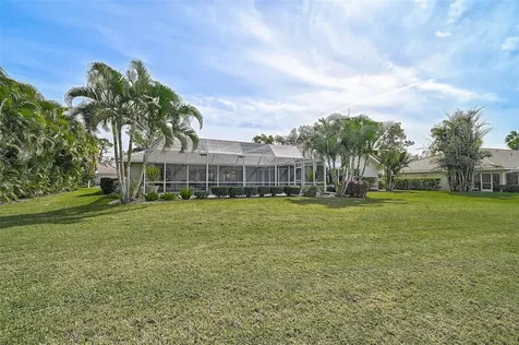 7570 Links Court Sarasota FL 34243