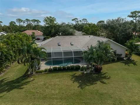 7570 Links Court Sarasota FL 34243