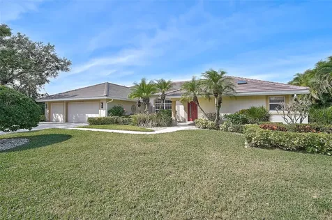 7570 Links Court Sarasota FL 34243