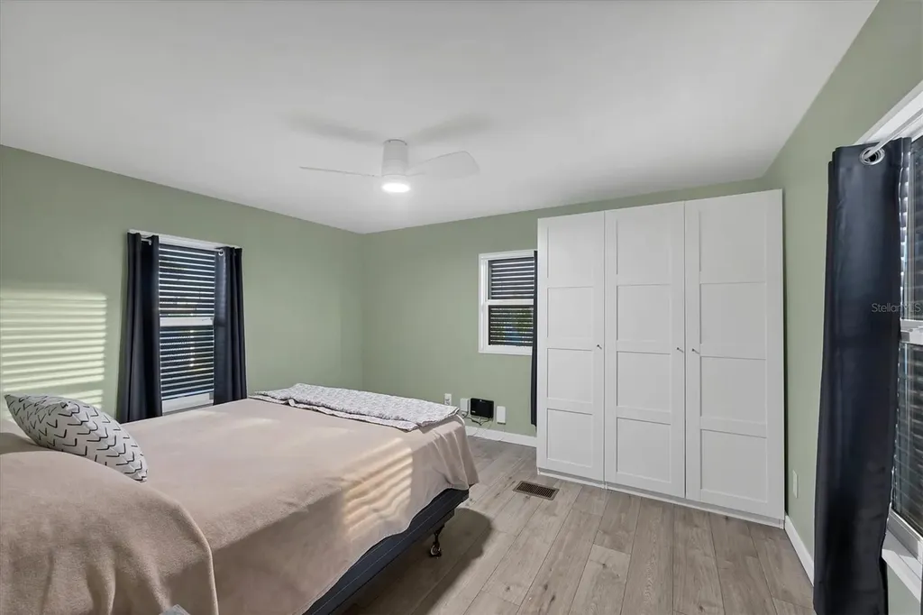 1891 Englewood Road Englewood FL 34223