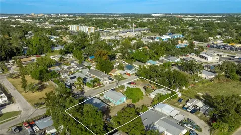 1201, 1119, 1115 27th Avenue W Bradenton FL 34205