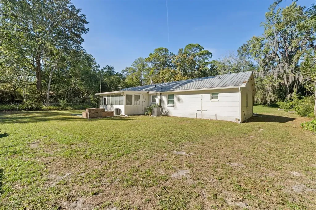 815 NE 12th Avenue Gainesville FL 32601