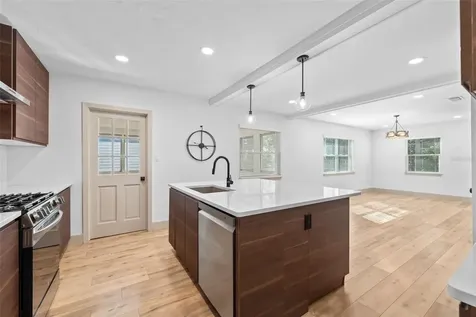 815 NE 12th Avenue Gainesville FL 32601