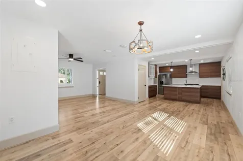 815 NE 12th Avenue Gainesville FL 32601