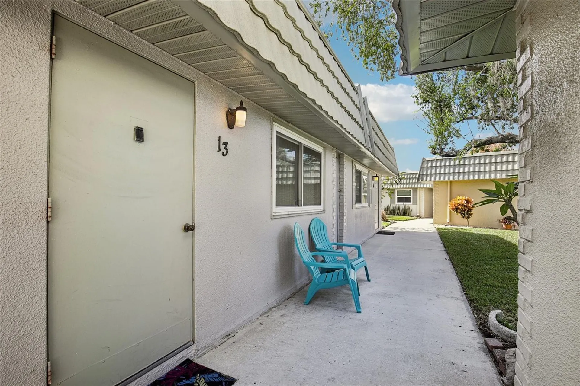 201 Kings Boulevard Sun City Center FL 33573