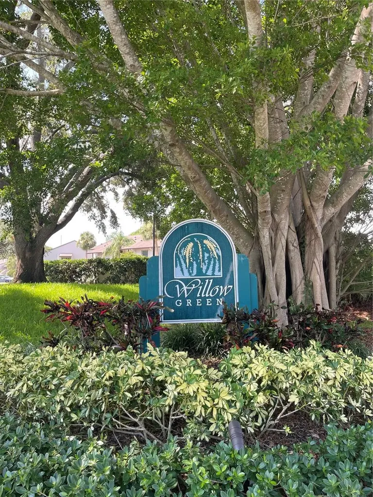 3097 Willow Green Sarasota FL 34235