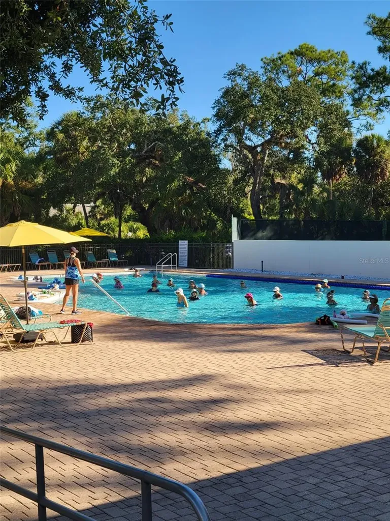 3097 Willow Green Sarasota FL 34235
