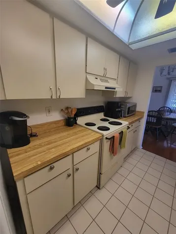 3097 Willow Green Sarasota FL 34235