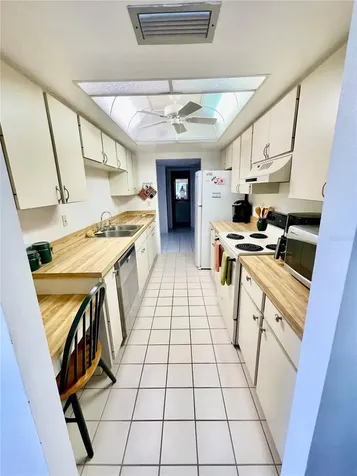 3097 Willow Green Sarasota FL 34235