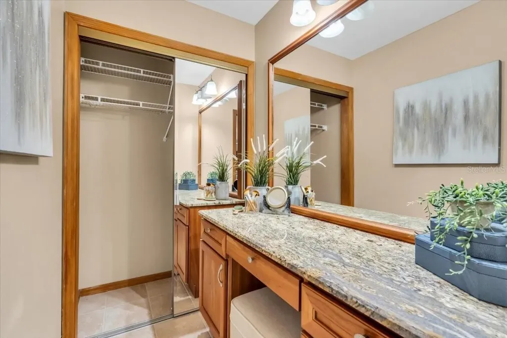 2383 Landings Circle Bradenton FL 34209
