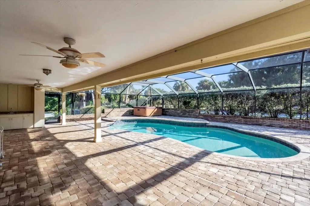 2383 Landings Circle Bradenton FL 34209