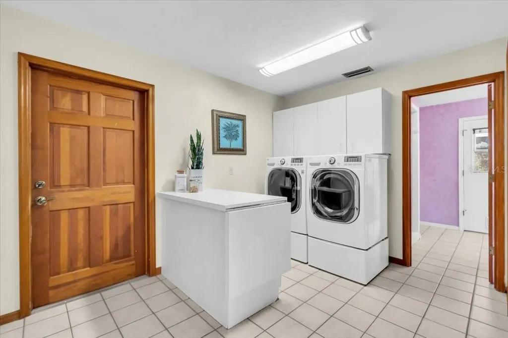 2383 Landings Circle Bradenton FL 34209