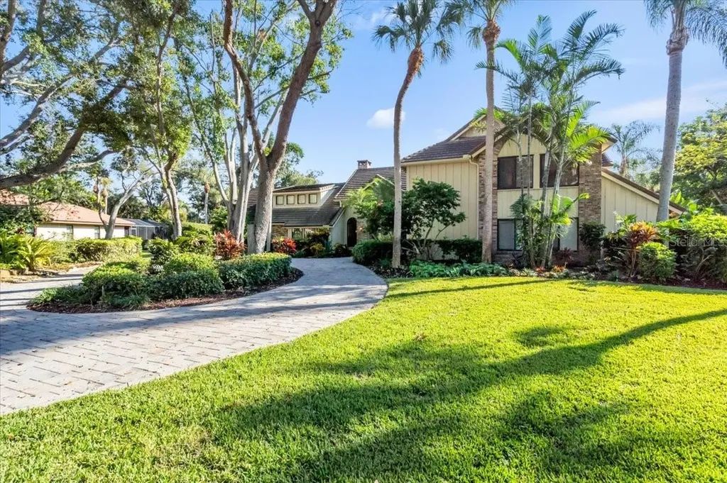 2383 Landings Circle Bradenton FL 34209